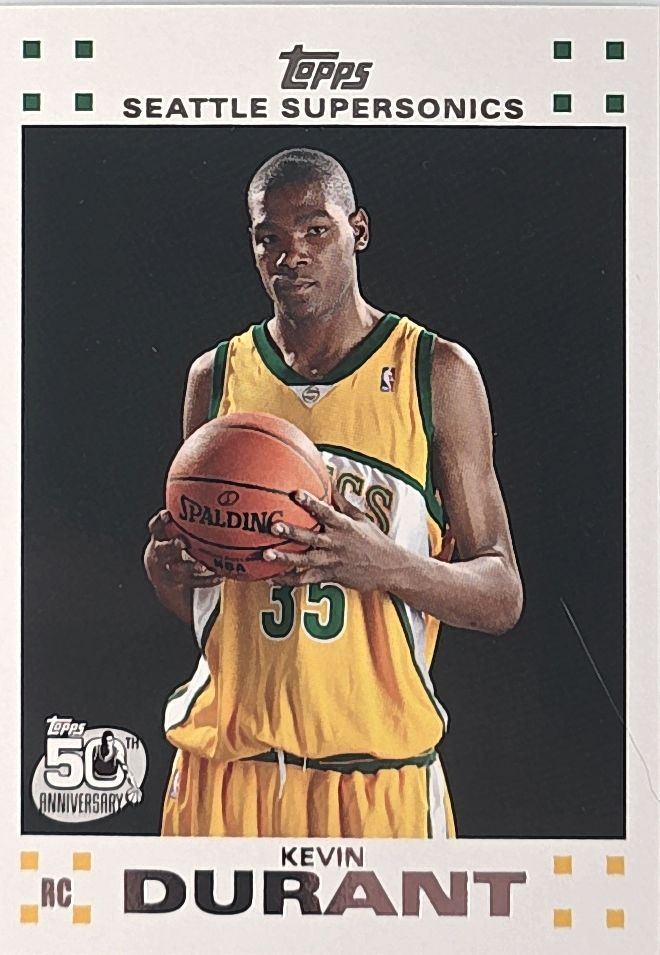 Kevin Durant 2007-2008 Topps Rookie #2 (RC)